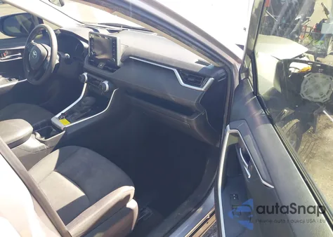 2019 Toyota Rav4 Xle from USA, damaged, VIN JTMW1RFV1KD511582